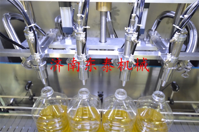 全自動(dòng)油類液體灌裝線（四頭）